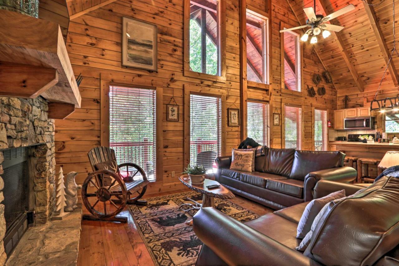 Sevierville Cabin With Deck Minutes To Pigeon Forge 외부 사진