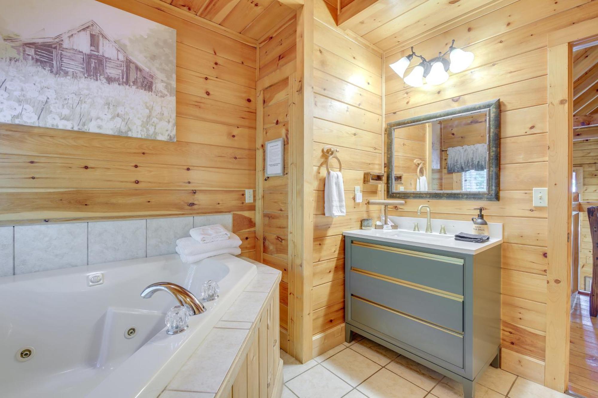 Sevierville Cabin With Deck Minutes To Pigeon Forge 외부 사진
