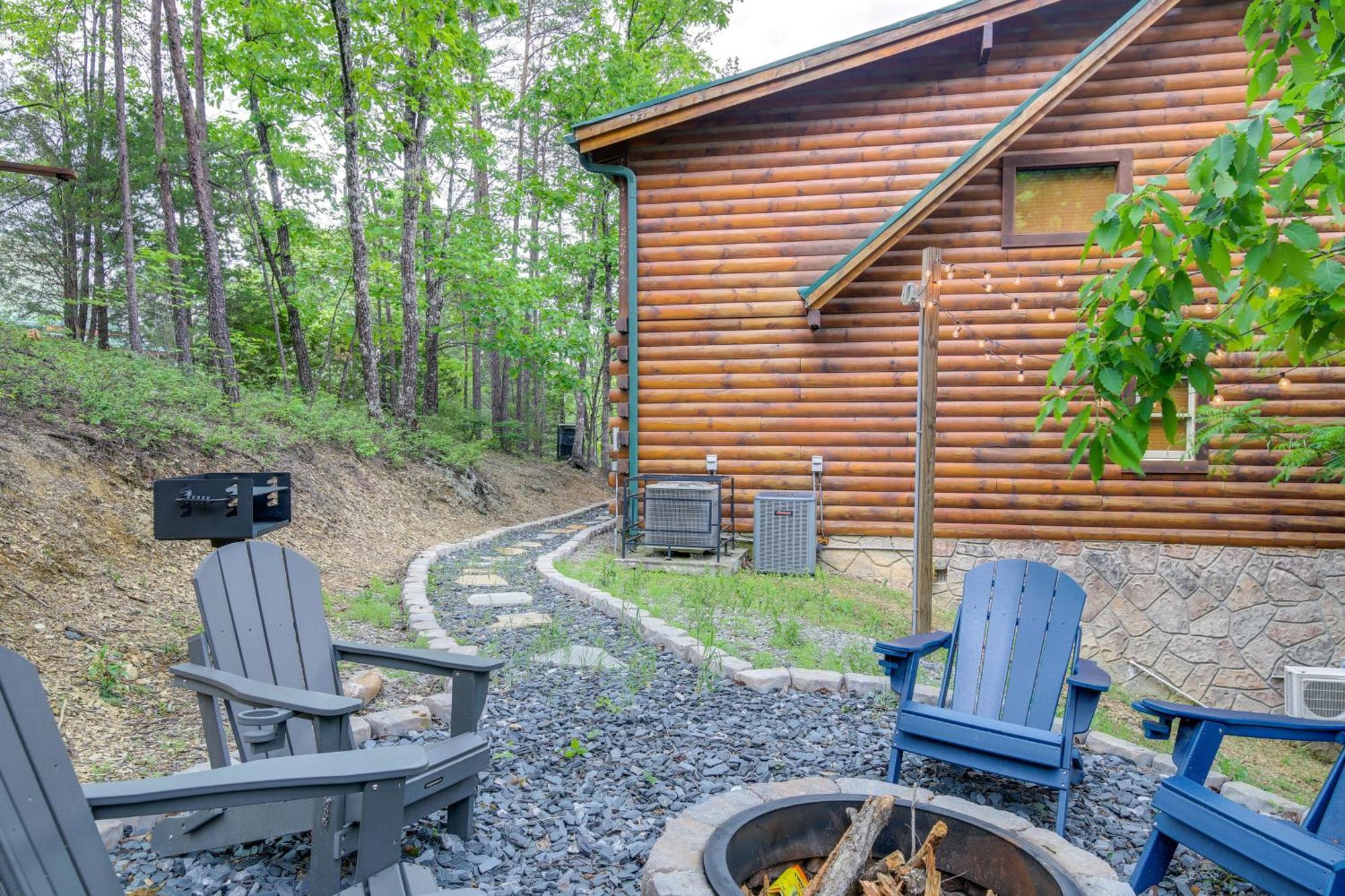 Sevierville Cabin With Deck Minutes To Pigeon Forge 외부 사진