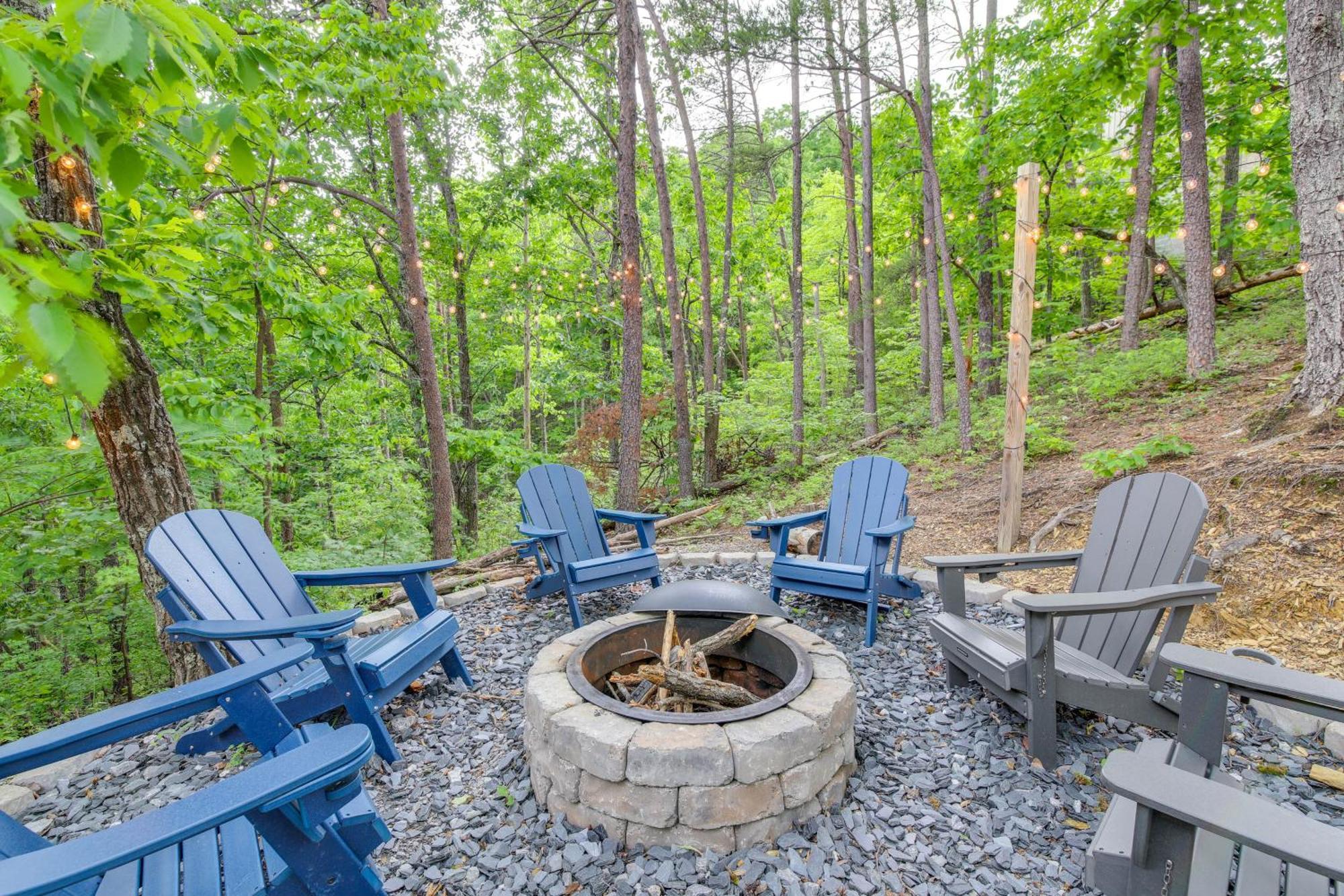 Sevierville Cabin With Deck Minutes To Pigeon Forge 외부 사진