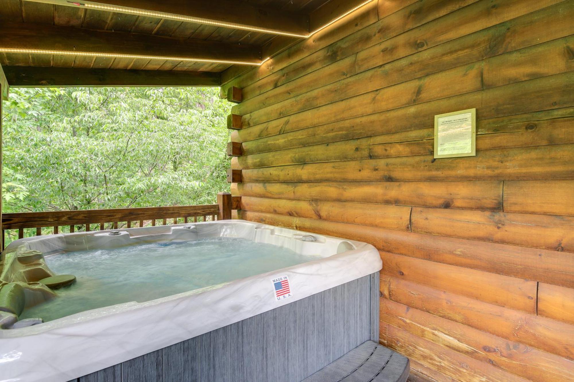 Sevierville Cabin With Deck Minutes To Pigeon Forge 외부 사진