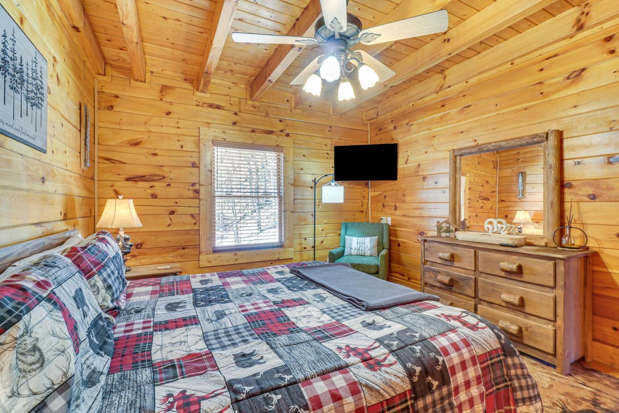 Sevierville Cabin With Deck Minutes To Pigeon Forge 외부 사진